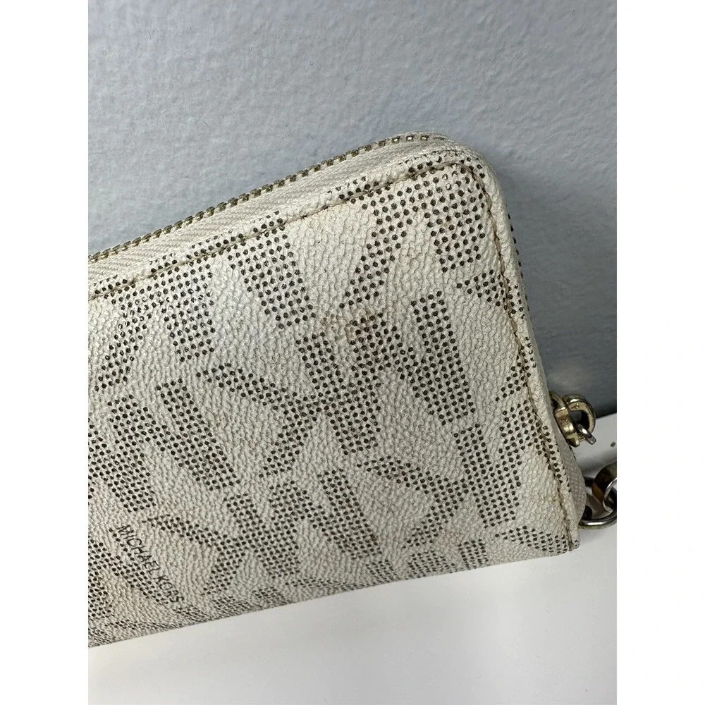 Auth MICHAEL KORS Wallet‎ MK Signature Vanilla Logo Plate